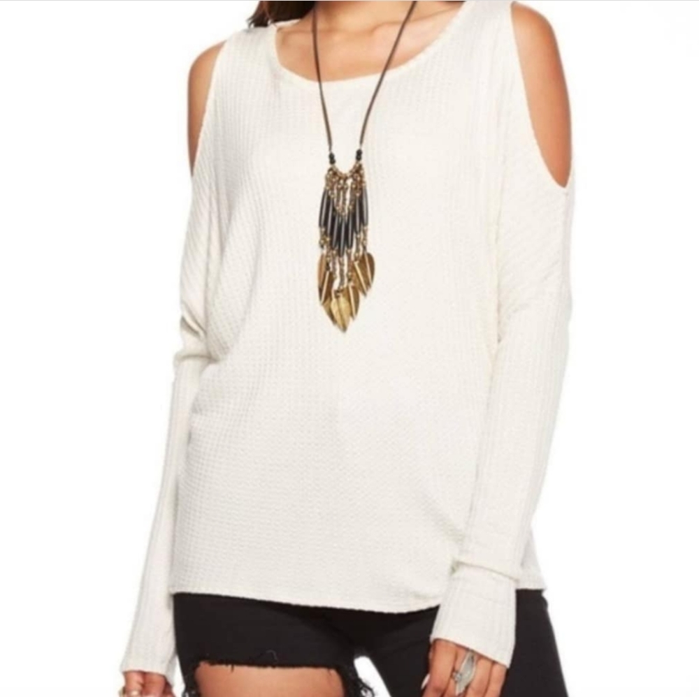 Chaser Cold Shoulder Waffle Knit Thermal Top